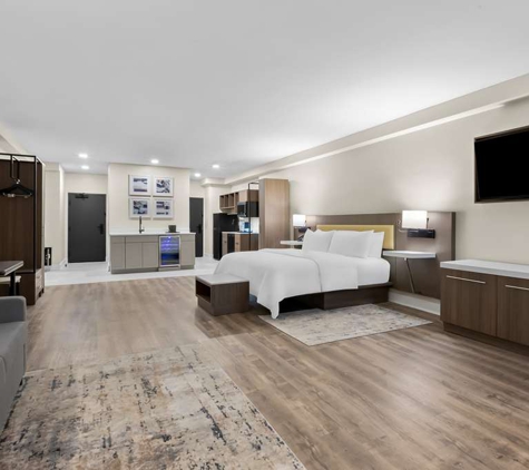 Latitude Suites Tinton Falls Eatontown/BW Premier Collection - Tinton Falls, NJ