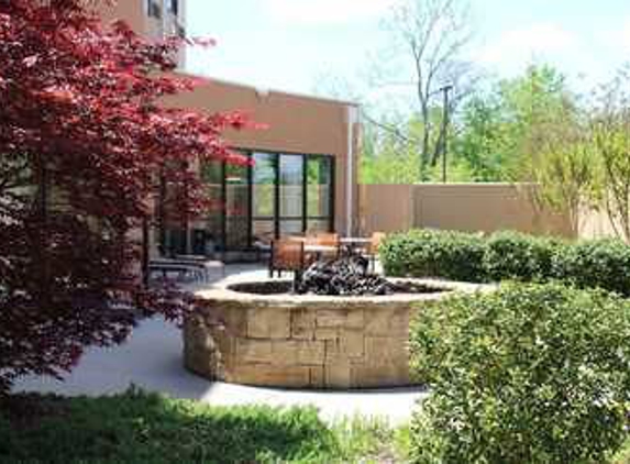 Courtyard by Marriott - Clarksville, TN