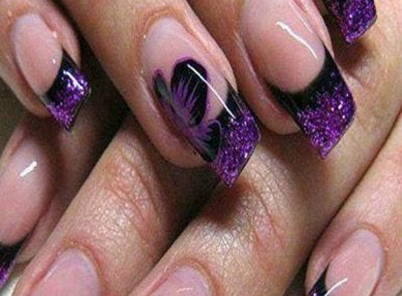 Queen Nails - Brea, CA