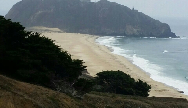 Point Pinos Lighthouse - Pacific Grove, CA