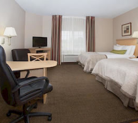 Candlewood Suites Grand Prairie - Peoria, IL