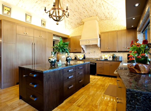 Kustom Kitchens Distributing - Fresno, CA