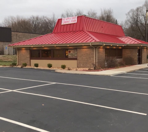 Red Apple Diner - Kansas City, MO