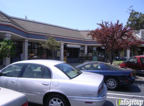 Kinder's Meats Deli BBQ - Martinez, CA