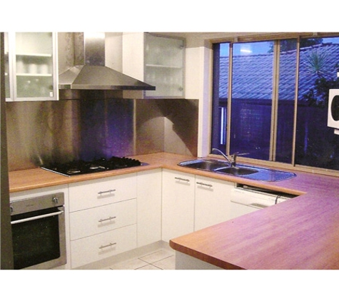 Cut 'N' Edge Kitchens - Molendinar, QLD