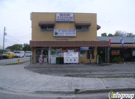 Miami Stadium Supermarket - Miami, FL