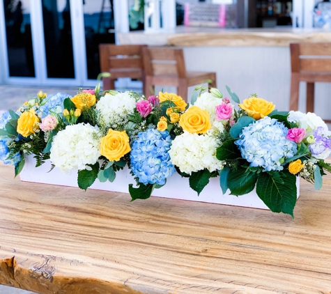 DGM Flowers & Events - Fort Lauderdale, FL