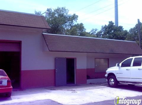 Sammys Auto Repair & Body Shop - Tampa, FL