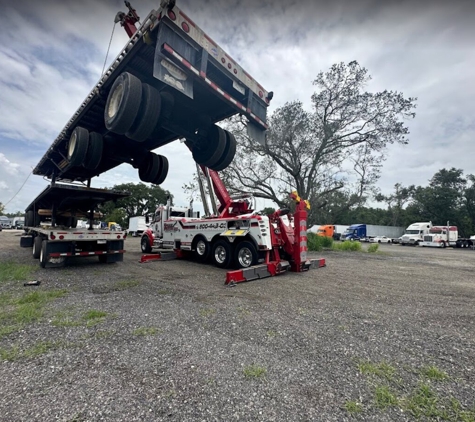 Fleet Masters Towing and Recovery - Okeechobee, FL