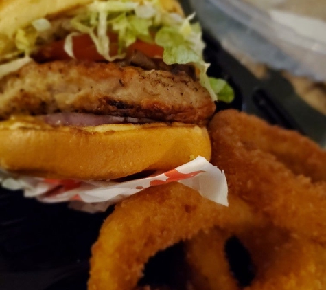 Red Robin Gourmet Burgers - Towson, MD