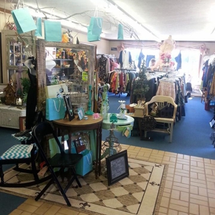 Twice Is Nice Consignments~ Hartville - Hartville, OH