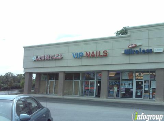 VIP Nails - Streamwood, IL