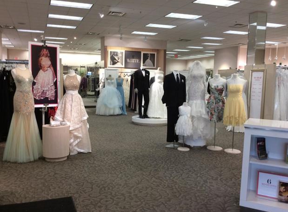 David's Bridal - Anchorage, AK