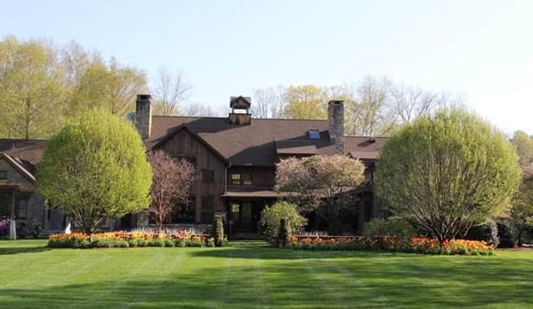 Leo's Landscaping, Lawn & Garden Solutions, Inc. - Danbury, CT