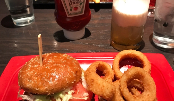 Red Robin Gourmet Burgers - Charlotte, NC