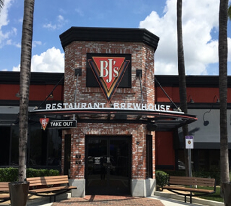BJ's Restaurants - Arcadia, CA