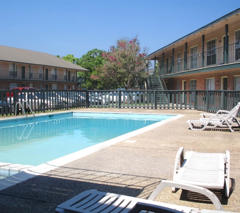 Cambridge Apartments - Baton Rouge, LA