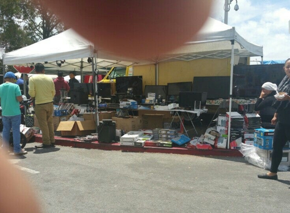 Laney College Flea Market - Oakland, CA