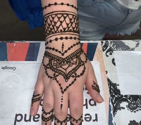 Egyptian Henna Tattoos & Hair Wraps - Orlando, FL