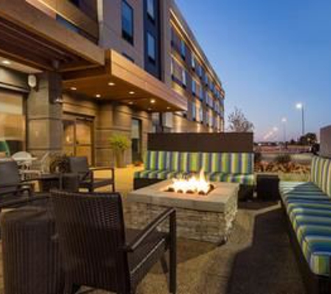 Home2 Suites by Hilton Fargo, ND - Fargo, ND