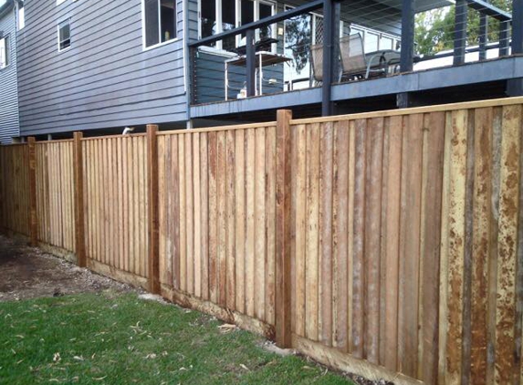 Honest Johns Fencing - Manly West, QLD