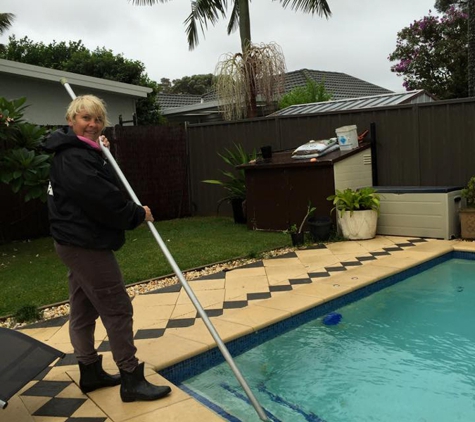 Sharkies Pools Service