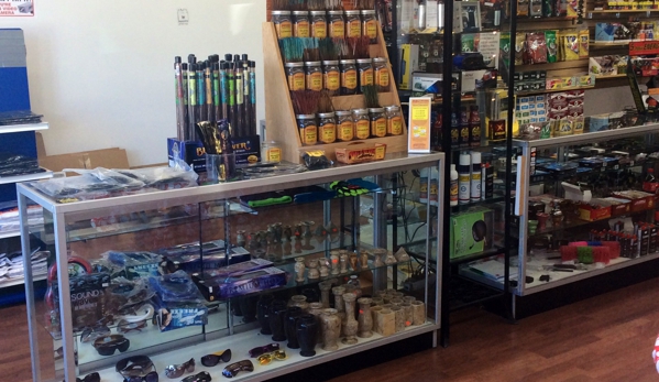 Bizarro Tobacco and Accessories - Glen Burnie, MD