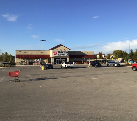 Tractor Supply Co - New Lenox, IL