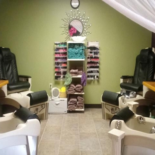 GJ's Salon N' Spa - Two Rivers, WI