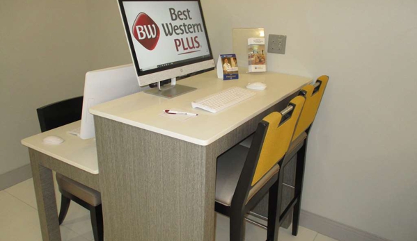 Best Western Plus Bloomington East Hotel - Bloomington, IL