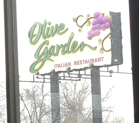Olive Garden Italian Restaurant - Lansing, IL