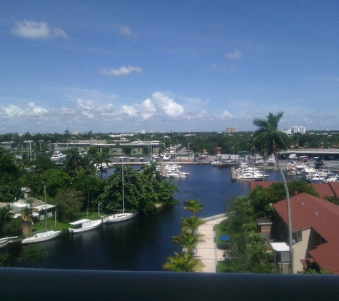 River Oaks Marina & Tower - Miami, FL