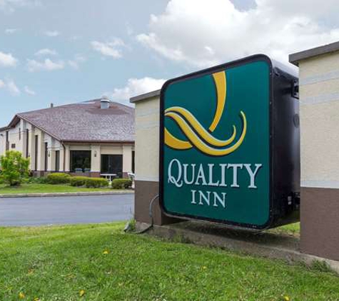 Quality Inn Sycamore - DeKalb - Sycamore, IL