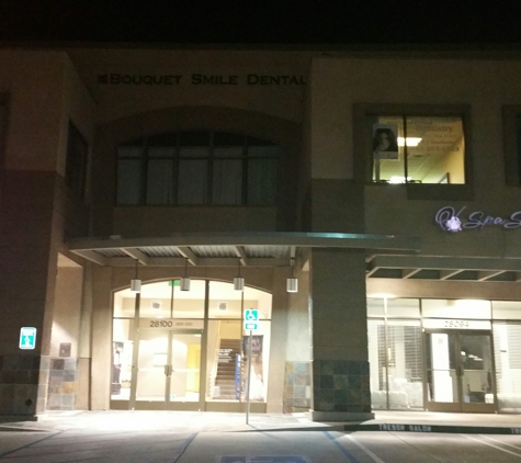 Bouquet Smile Dental - Brandon Thai D D S - Santa Clarita, CA. Front of the building