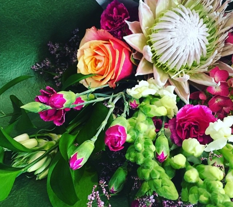 Refresh Florist - Midway Point, TAS. Refresh Florist