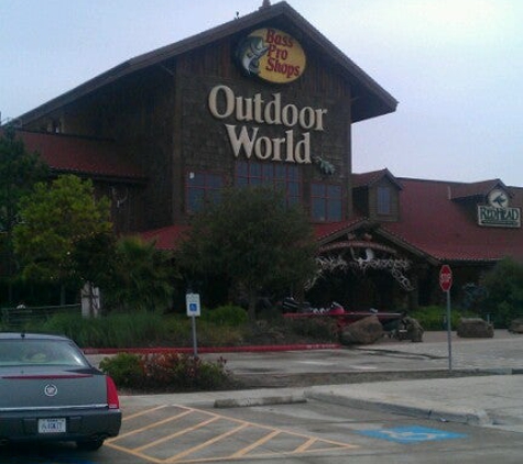 Bass Pro Shops - Pearland, TX