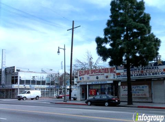 Universal Fashion Outlet - Los Angeles, CA