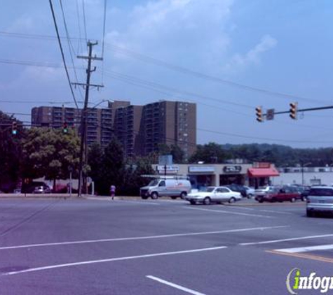 Pizza Hut - Alexandria, VA