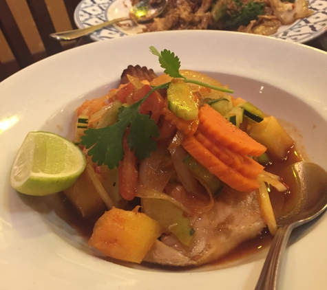 Ruen Thai Restaurant - Roseville, CA