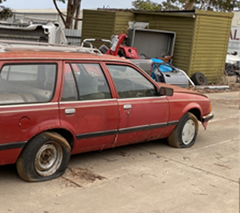 Active Motor Wreckers - Evanston South, SA