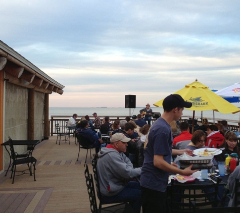 Docks Beach House - Port Clinton, OH