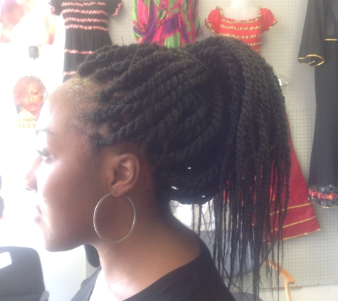 Braids & Boutique - Durham, NC