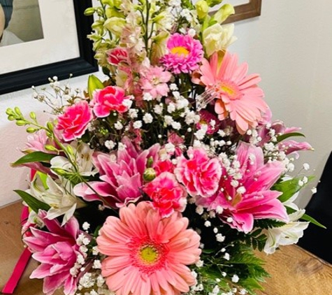 Dave's Flower Box - San Diego, CA. Beautiful Birthday Floral Arrangement, order placed by phone from out of the area. You can trust them with your business.