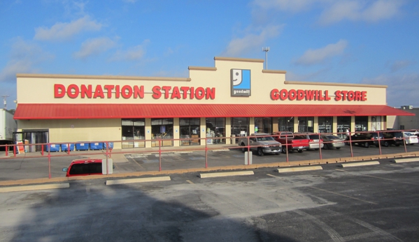 Goodwill Store and Donation Station - San Antonio, TX