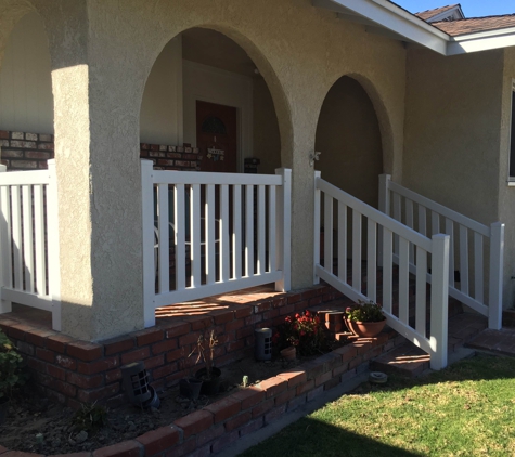 Lifetime Vinyl  Fence - North Hollywood, CA