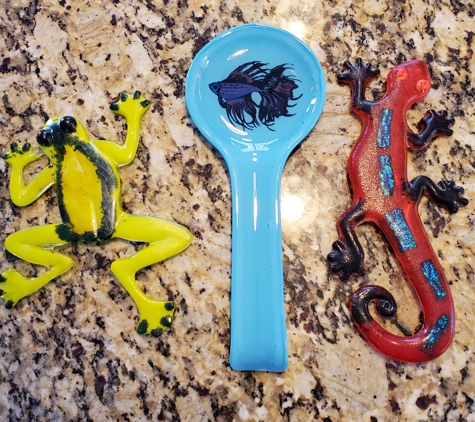 Led Your - Burnsville, MN. Molds and painting on glass spoon rest is a Betafish
