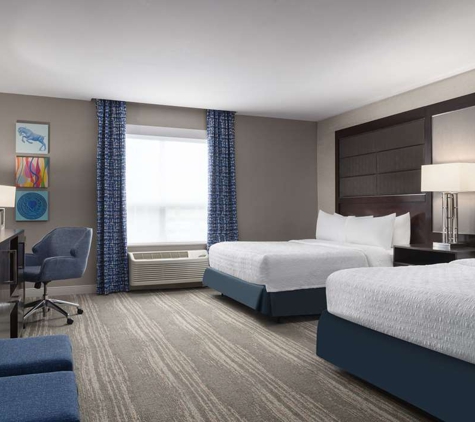 Hampton Inn & Suites Worcester - Worcester, MA