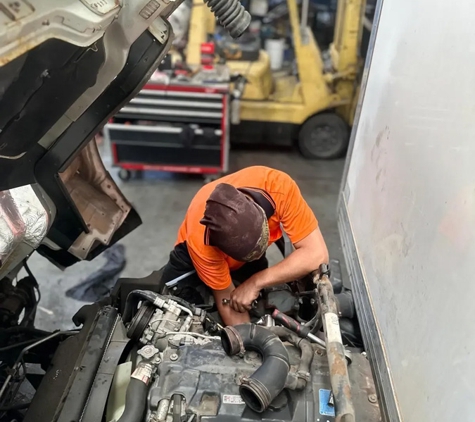 Balcatta Truck Repairs - Balcatta, WA