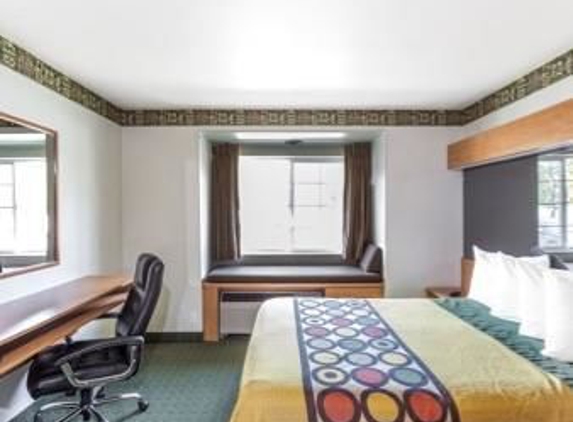 Super 8 by Wyndham Pride Midvale/Midvalley/Salt Lake City - Midvale, UT