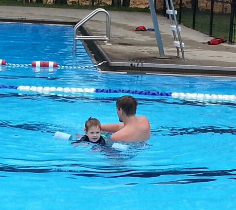 Leominster Pool - Leominster, MA